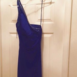 Formal Gown Dress, new with tags size 6